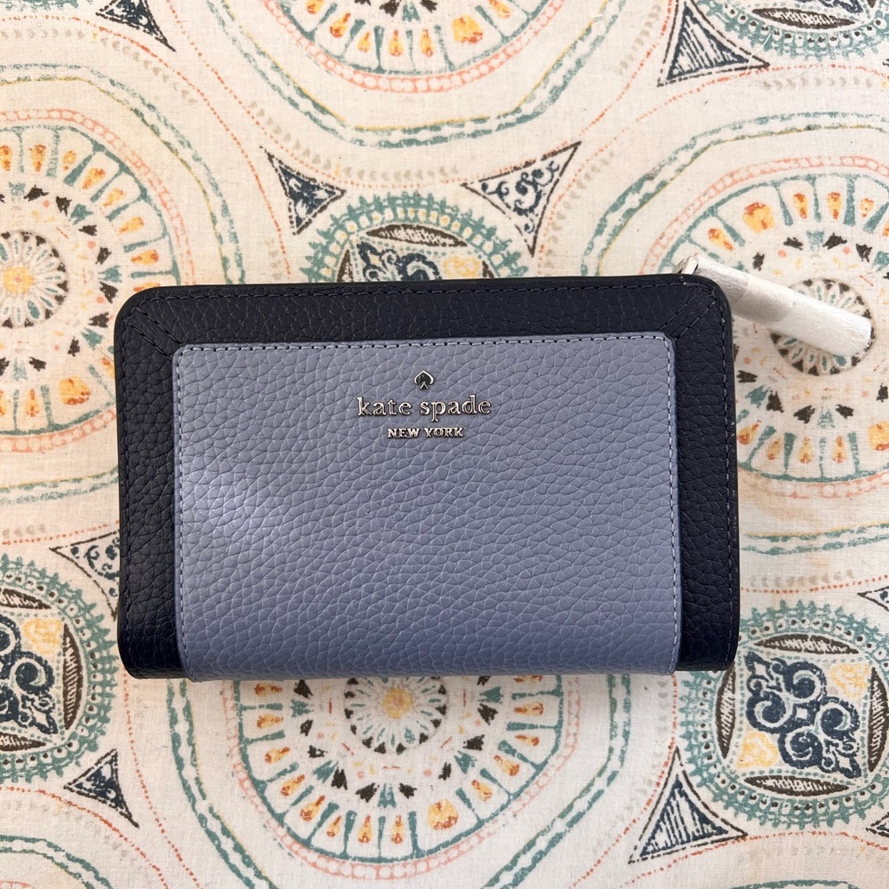 Reserved for @rochellebub 
Brand new Kate spade wallet